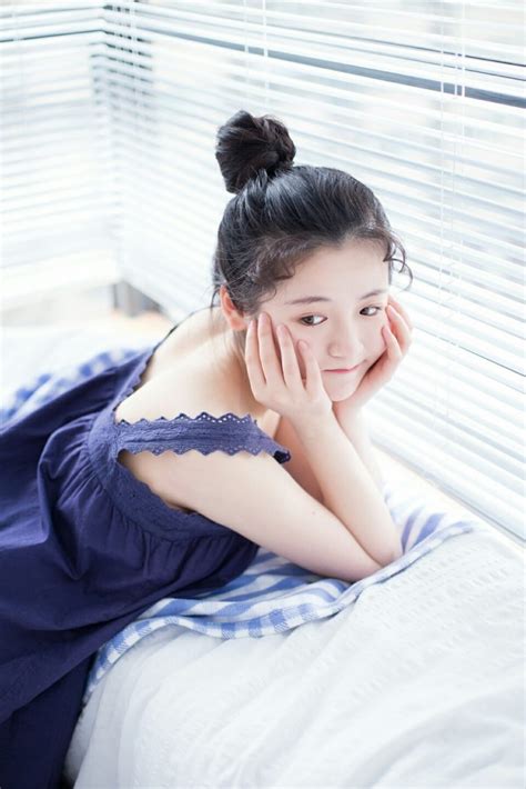 日本日本乱码伦小说樱花飘落如梦[似幻月]影婆娑心潮澎湃欲罢不能；